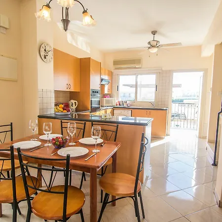 Kapparis Family Holidays * Paralimni